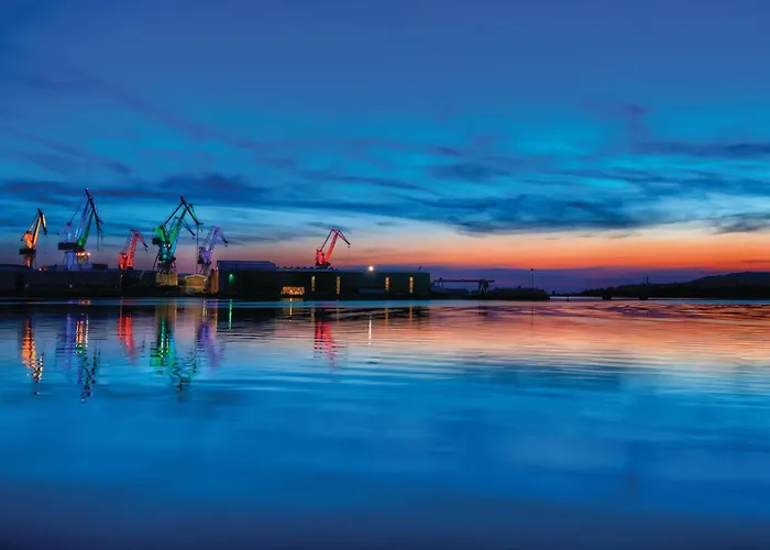 Апартаменты 2 Bedroom Gorgeous In *