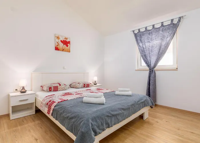 Апартаменты 2 Bedroom Gorgeous In Пула