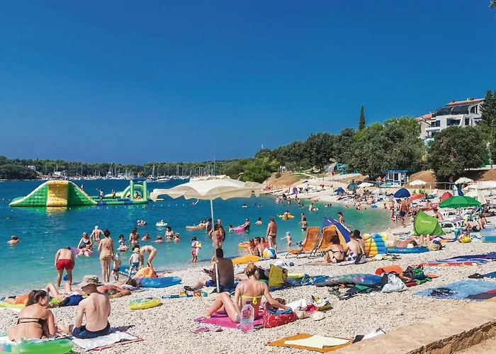 2 Bedroom Gorgeous In *